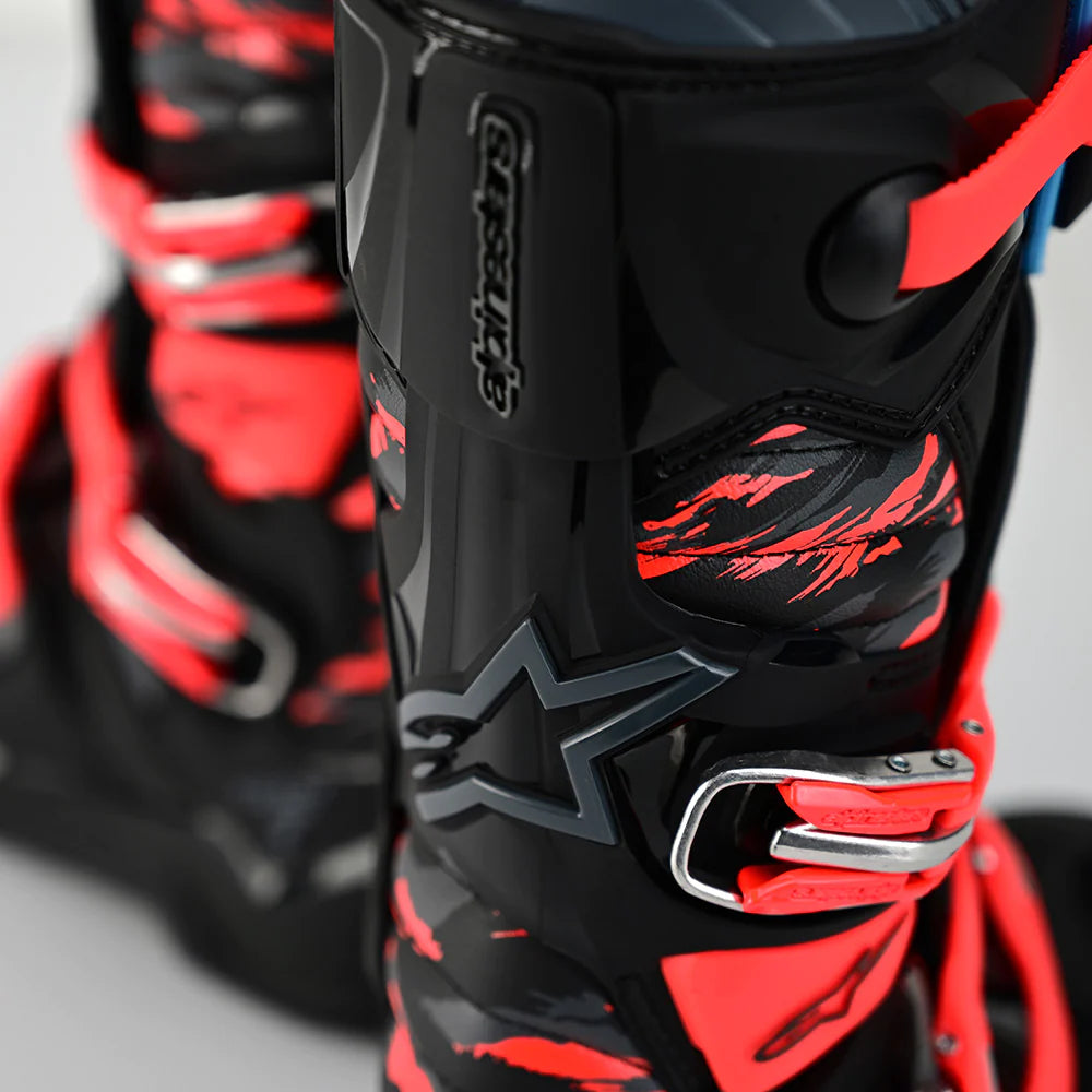 ALPINESTARS TECH 7 MX BOOT SOLID BLACK / ROCKET RED