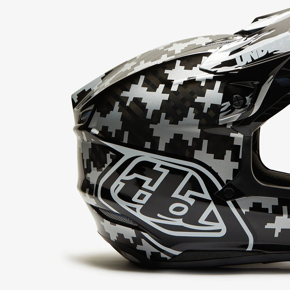 SE5 CARBON HELMET W/MIPS UNDEFEATED X TROY LEE DESIGNS GOLD / BLACK